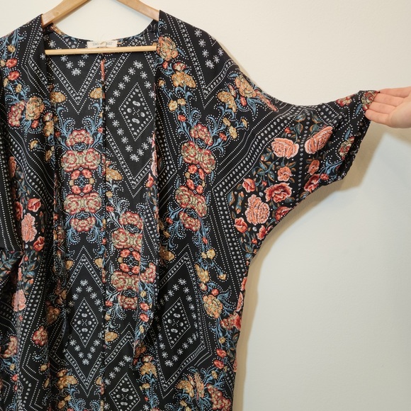 Floral Short-Sleeve Cover-Up - Picture 3 of 5